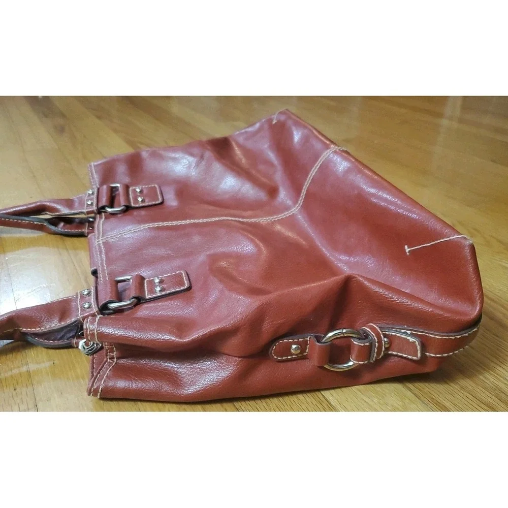 Liz Claiborne liz claiborne
